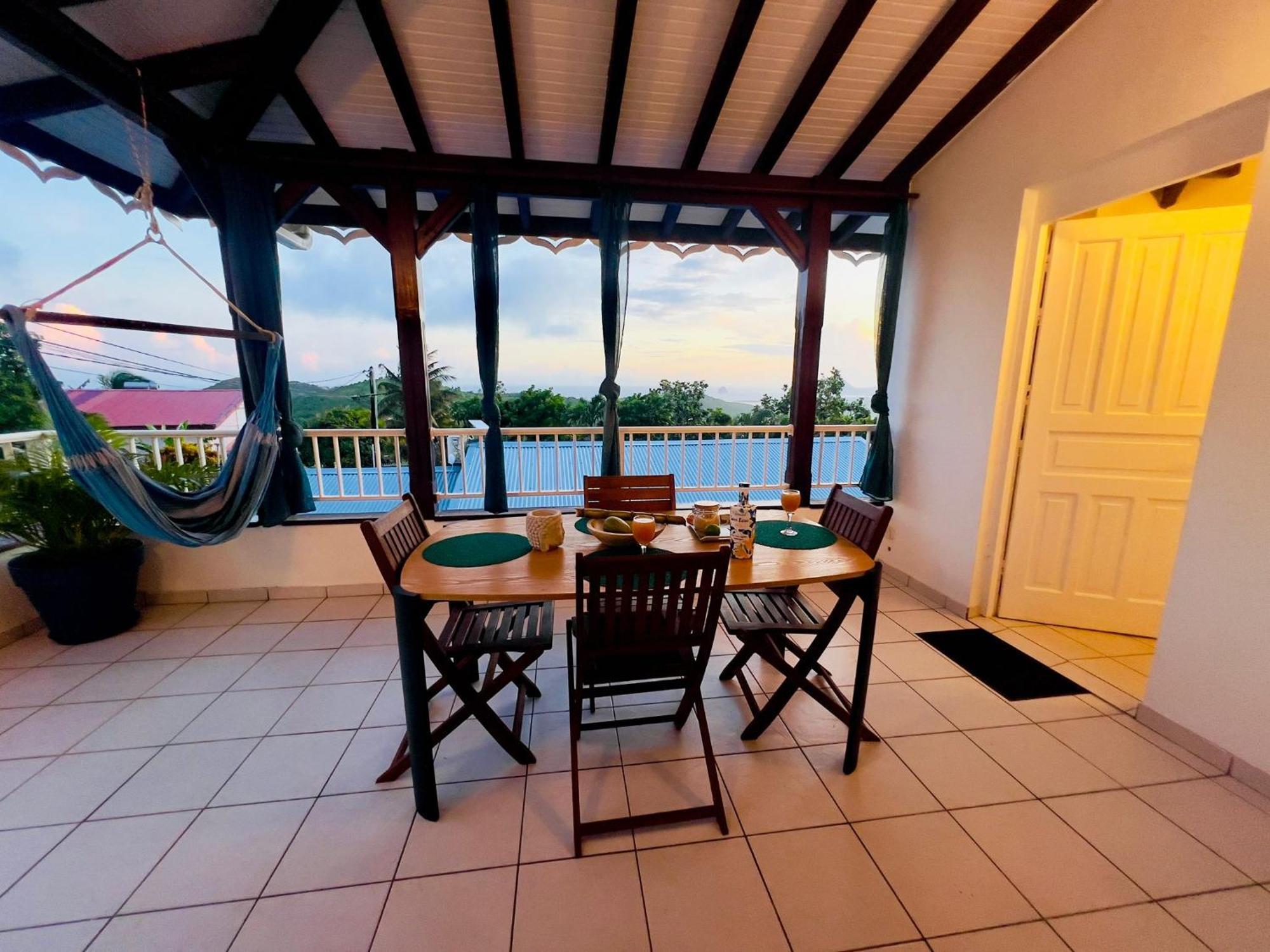 Villa Iguana, Duplex Paisible, Vue Magnifique Mer Et Rocher Du Diamant, Piscine Sainte-Luce Exteriér fotografie