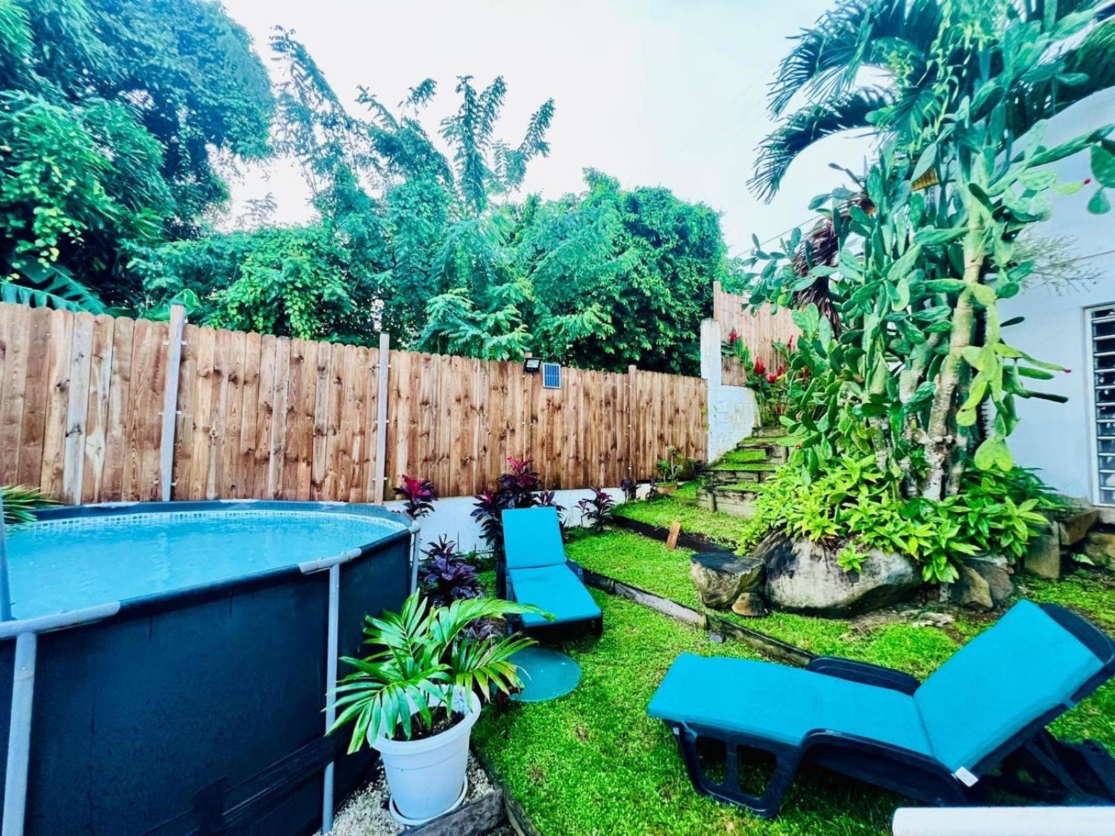 Villa Iguana, Duplex Paisible, Vue Magnifique Mer Et Rocher Du Diamant, Piscine Sainte-Luce Exteriér fotografie